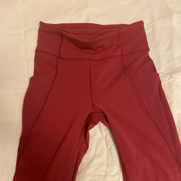Lululemon Pink Pocket Leggings - Picture 4 of 7